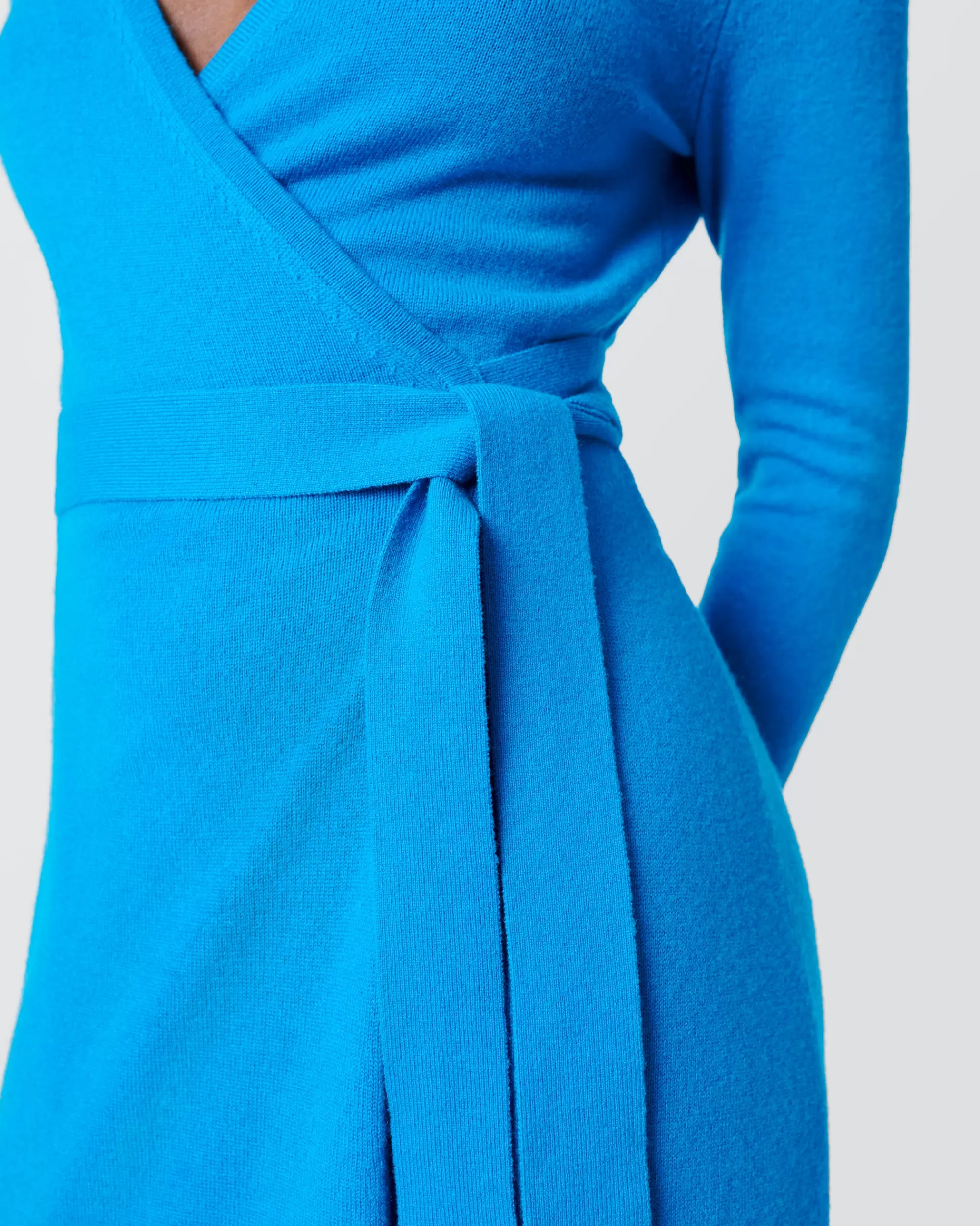 Store Astrid Wool-Cashmere Wrap Dress Midi Dresses | Knit Dresses