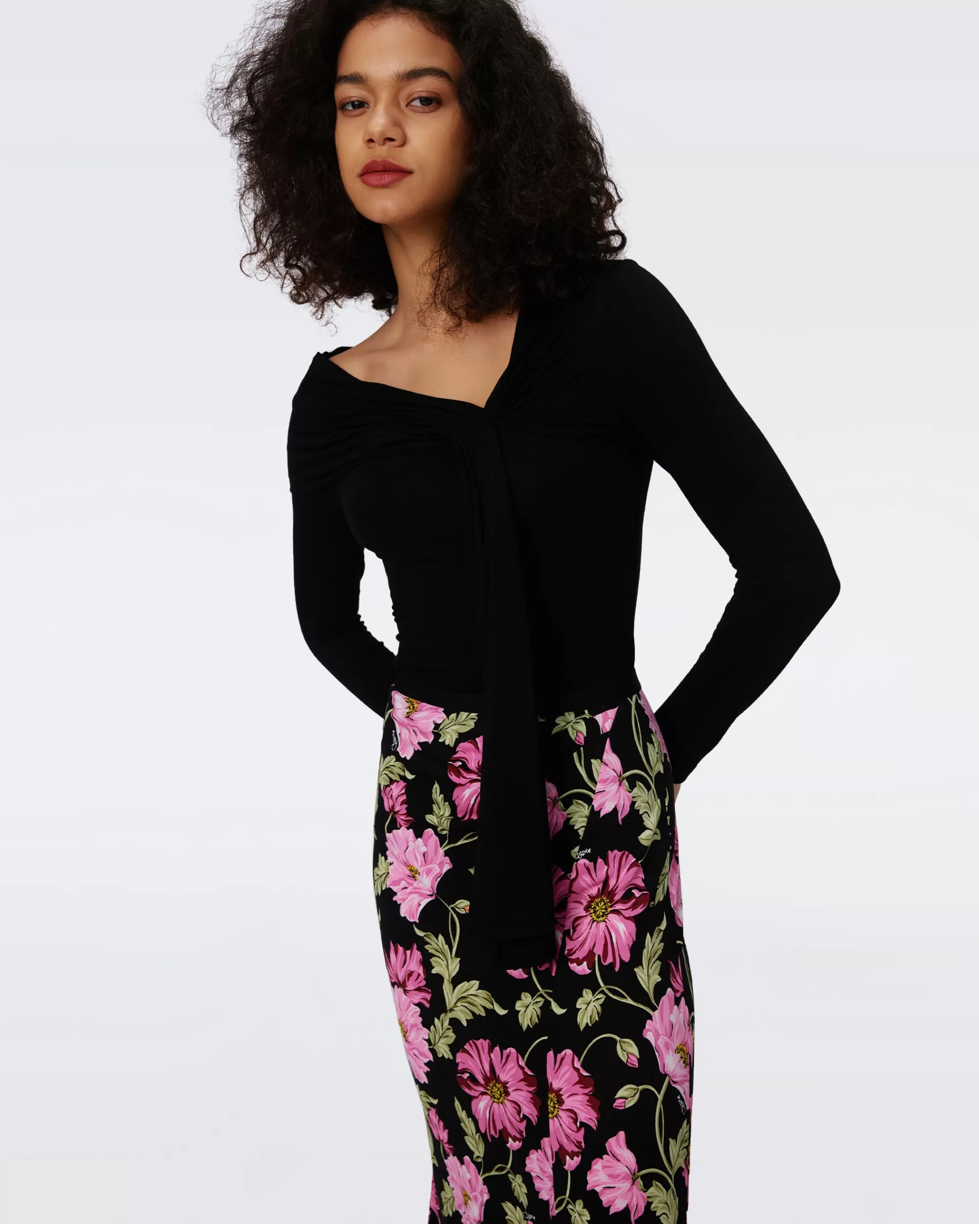 Hot Whitley Skirt Skirts